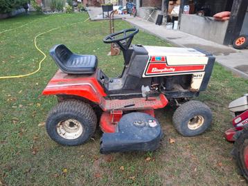 Tractor  beschikbaar voor biedingen