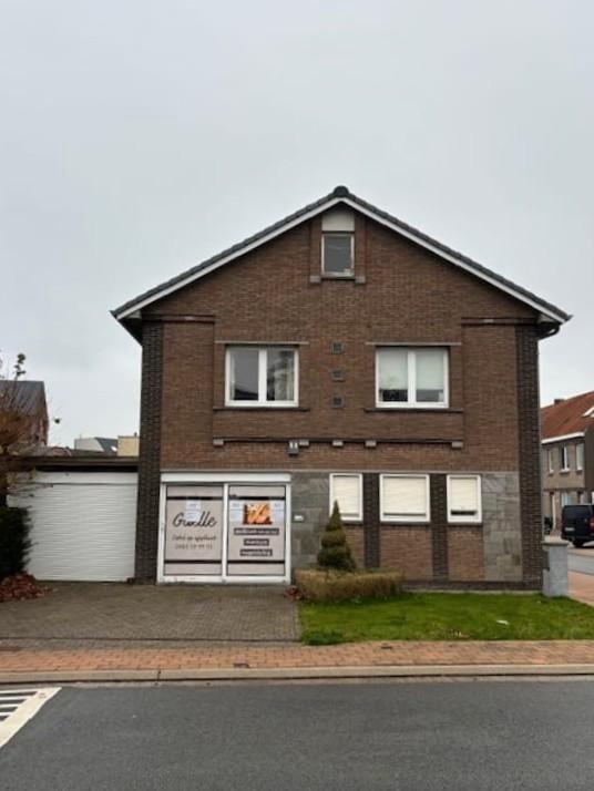 ruime woning met tuin en allerlei mogelijkheden, Immo, Huizen en Appartementen te koop, Provincie Oost-Vlaanderen, 200 tot 500 m²