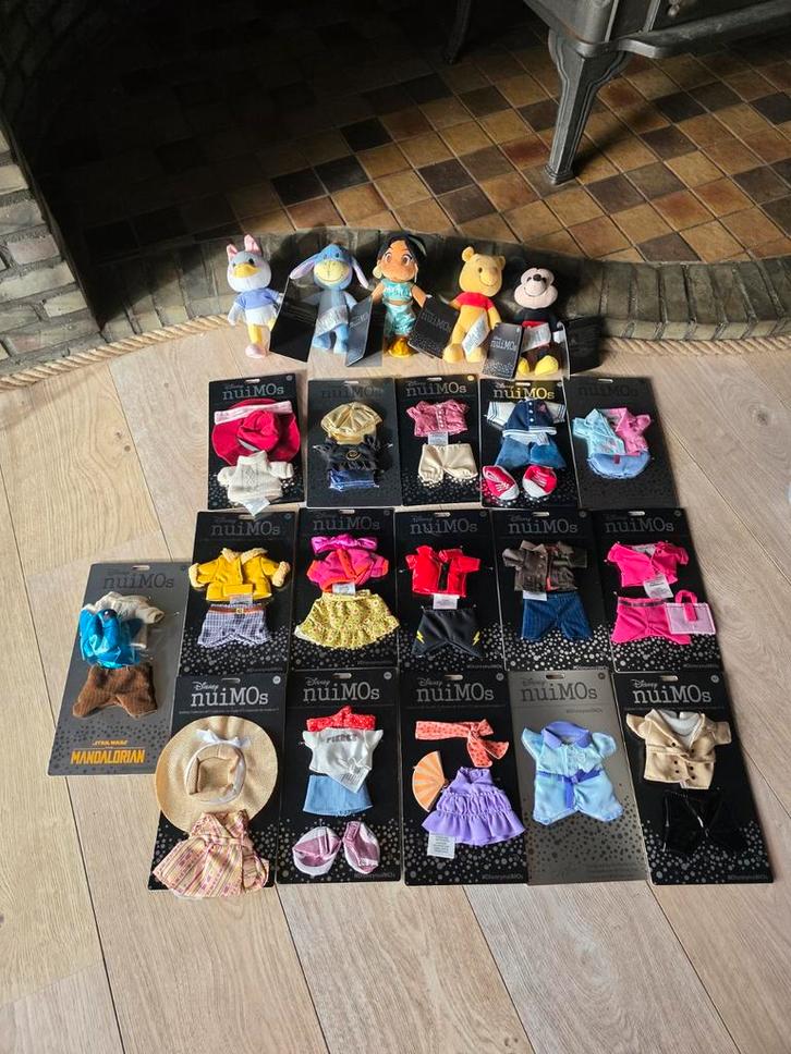 Jouets et vêtements Disney Nuimos, Enfants & Bébés, Jouets | Peluches, Enlèvement ou Envoi