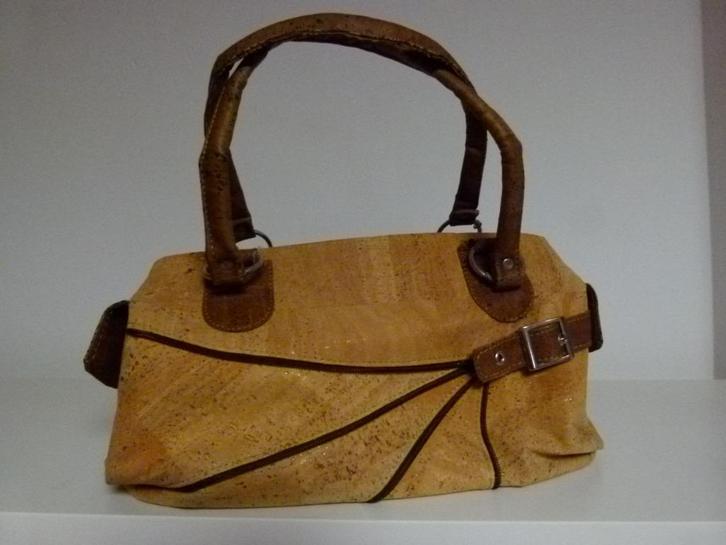 Handtas in natuurlijke kurk, Handtassen en Accessoires, Tassen | Damestassen, Zo goed als nieuw, Handtas, Bruin, Ophalen of Verzenden