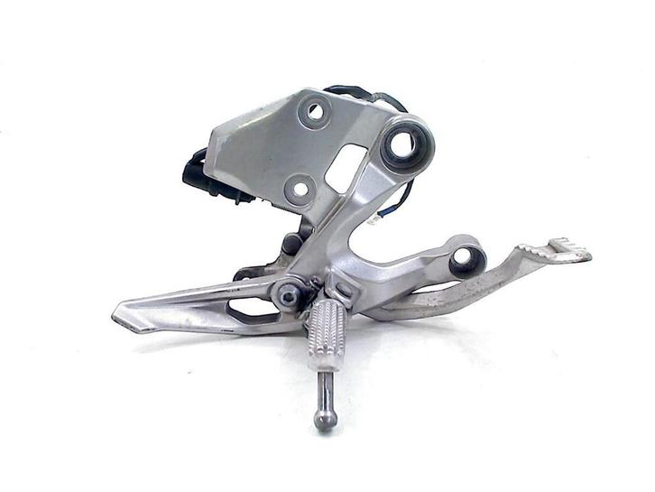 SCHETSPLAAT RECHTS VOOR MT 09 2018-2020 (MTN850-A MT-09), Motoren, Onderdelen | Yamaha, Gebruikt