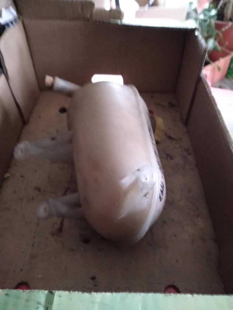 Réservoir de liquide de refroidissement Ford Sierra mk2, Autos : Pièces & Accessoires, Moteurs & Accessoires, Ford, Enlèvement ou Envoi