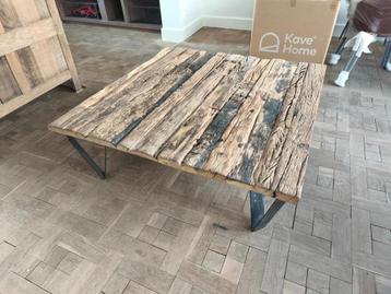 Prachtige salontafel hardhout metalen frame 1m10 op 1m10 beschikbaar voor biedingen