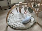 Houten babygym met zacht kussen en speeltjes, Kinderen en Baby's, Ophalen, Zo goed als nieuw, Babygym