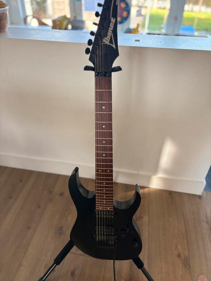 Ibanez RG7420Z Wheatered Black 7-string + snaren, Muziek en Instrumenten, Snaarinstrumenten | Gitaren | Elektrisch, Zo goed als nieuw
