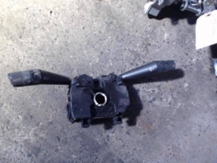 Commodo Fiat Fiorino 2008  61019939 (170), Auto-onderdelen, Overige Auto-onderdelen, Fiat, Gebruikt, Ophalen of Verzenden