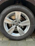 Audi velgen met Pirelli banden, 205 mm, Pneus et Jantes, Véhicule de tourisme, Pneus été