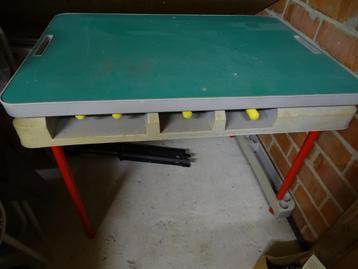 tafelvoet.balspel, biljart, tafeltennis ... voor kinderen beschikbaar voor biedingen