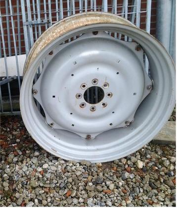 1 velg te koop