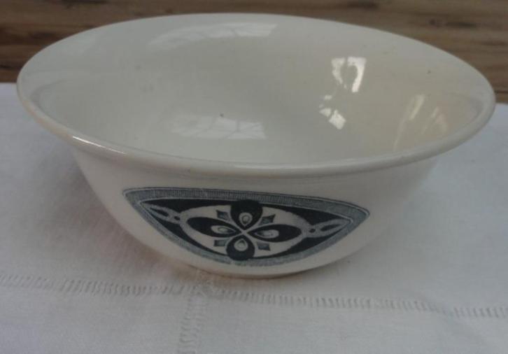 Oud Frans kommetje, Médaillon Longchamp, Antiek en Kunst, Curiosa en Brocante, Ophalen of Verzenden