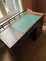 Slaapkamer, bureau en bed, Enlèvement, Utilisé