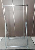 Tringle à vêtements, Vêtements | Femmes, Portants à vêtements, Enlèvement