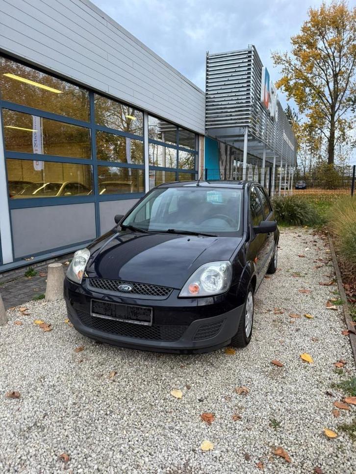 ford fiesta met keuring verkoop en garantie, Auto's, Ford, Bedrijf, Te koop, ABS, Benzine, Euro 4, 4 deurs, Handgeschakeld, Zilver of Grijs