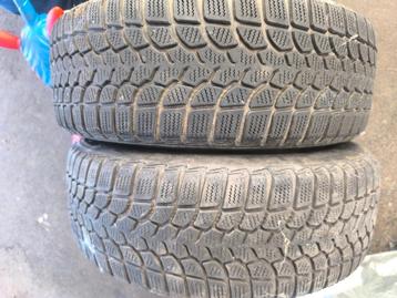 4 pneus hiver 185/60/R15 + jantes beschikbaar voor biedingen
