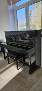 Piano droit Yamaha, Muziek en Instrumenten, Gebruikt, Piano, Hoogglans, Zwart