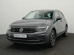 Volkswagen Tiguan 1.5 TSI Life OPF DSG, Auto's, Volkswagen, Te koop, Zilver of Grijs, Tiguan, Bedrijf