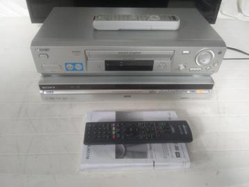 Kopieer duo Sony HDMI DVD/HDD recorder + VHS video recorder beschikbaar voor biedingen