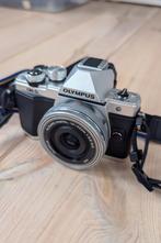 Olympus OM-D E-M10 Mark II + 14-42mm EZ Pancake + 40-150mm, Ophalen, Zo goed als nieuw, Olympus