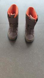Sneeuwlaarzen snowboots wandellaarzen Quechua decathlon M35, Enfants & Bébés, Vêtements enfant | Chaussures & Chaussettes, Enlèvement ou Envoi