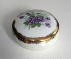 Vintage Limoges France porseleinen doosje met bloemen., Antiek en Kunst, Ophalen of Verzenden