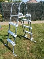 Zwembadladder, Tuin en Terras, Ophalen, Zo goed als nieuw