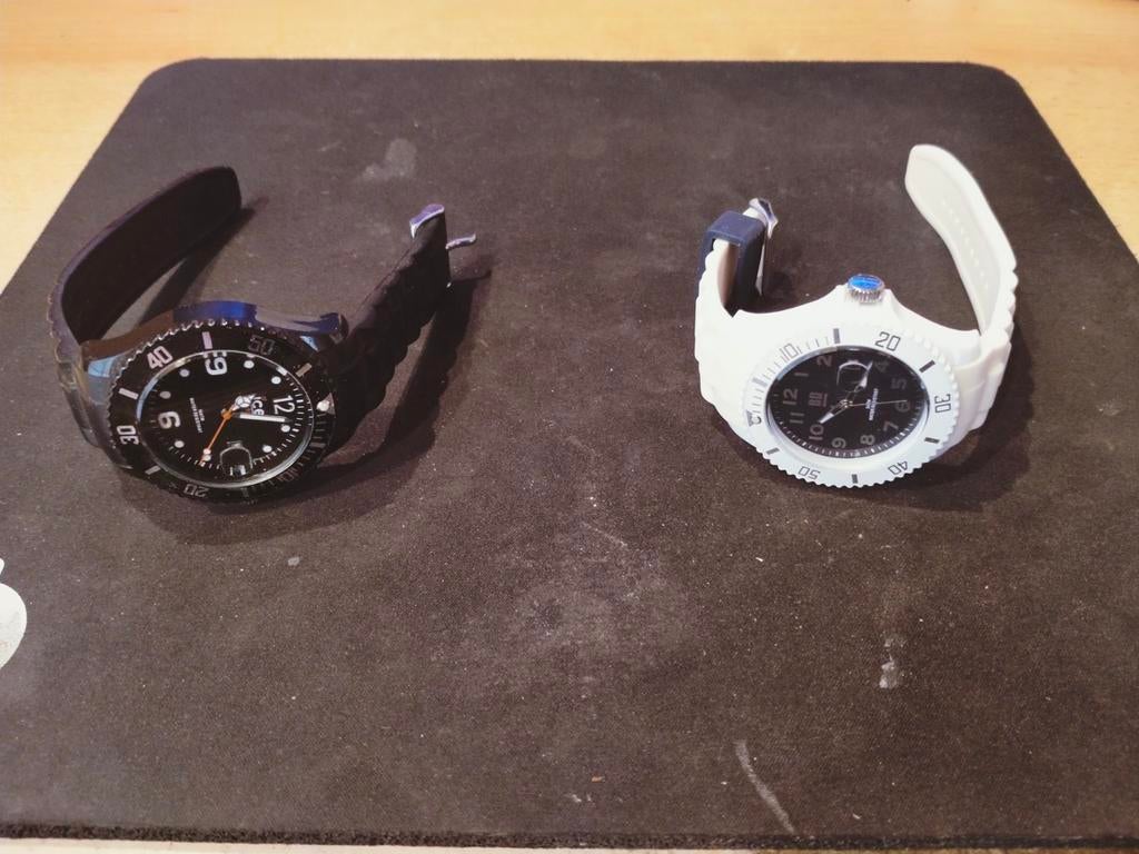 Ice Watch him and her, Ophalen of Verzenden, Zo goed als nieuw