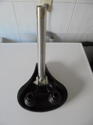 SELLE ROYAL zadel met zadelpen beschikbaar voor biedingen