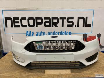 FORD FOCUS MK3 BUMPER VOORBUMPER ALLES LEVERBAAR !!!