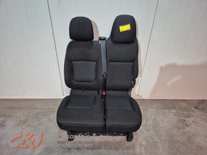 Bank rechts-voor van een Renault Trafic, Auto-onderdelen, Interieur en Bekleding, Renault, Gebruikt, 3 maanden garantie, Ophalen of Verzenden