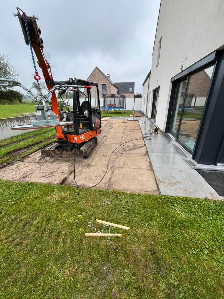 Location mini pelle uniquement avec chauffeur, Tuin en Terras, Terrasdelen en Vlonders, Ophalen