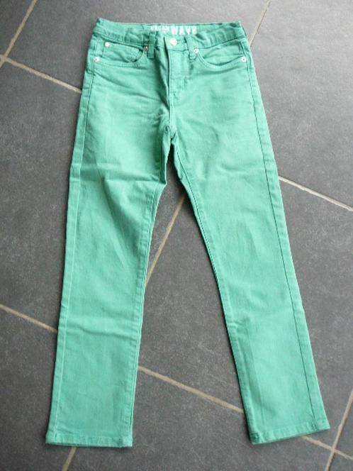 groene broek met vertelbare band, Kinderen en Baby's, Kinderkleding | Maat 140, Gebruikt, Jongen, Broek, Ophalen of Verzenden
