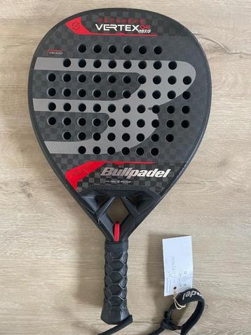 Bullpadel Vertex 04 Hybrid inclusief hesacore beschikbaar voor biedingen