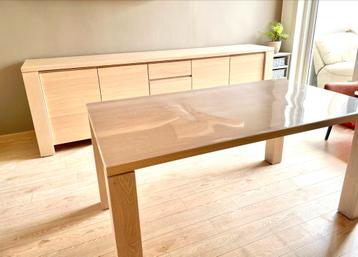 Eetplaats dressoir en tafel, Enlèvement, Comme neuf