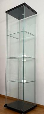 Vitrine Ikea model Detolf (zwarte schappen), Maison & Meubles, 25 à 50 cm, Comme neuf, Moins de 50 cm, 150 à 200 cm