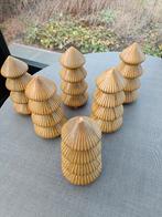Kerstboom. Steen. Aantal 6 stuks. Hoogte: 21 cm Kleur: groen, Ophalen of Verzenden, Nieuw