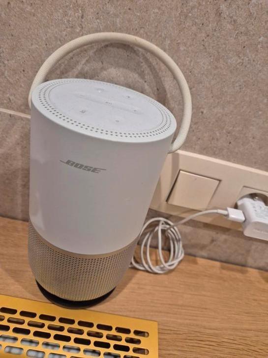 Bose Speaker met WiFi & Laadstation – Portable Home Speaker, Audio, Tv en Foto, Luidsprekerboxen, Zo goed als nieuw, Bose, Ophalen