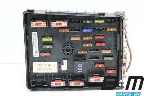 Zekeringskast motorruimte VW Passat B6 3C0937125, Auto-onderdelen, Elektronica en Kabels, Gebruikt