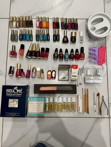 Lot vernis, émollient et kit manucure 