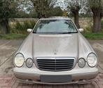 Mercedes Benz E-Klasse 320 CDI Avantgarde 2001 197 PK LUXE, Auto's, Automaat, 145 kW, Beige, Bedrijf