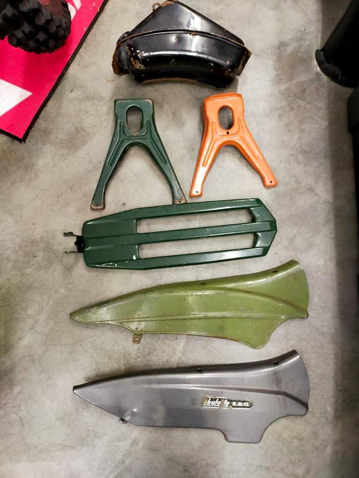 Kaptein Mobylette onderdelen.  €15,- p/st., Fietsen en Brommers, Brommeronderdelen | Oldtimers, Zo goed als nieuw, Ophalen of Verzenden