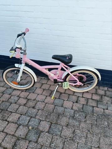 B'twin meisjesfiets 16 inch princess  beschikbaar voor biedingen