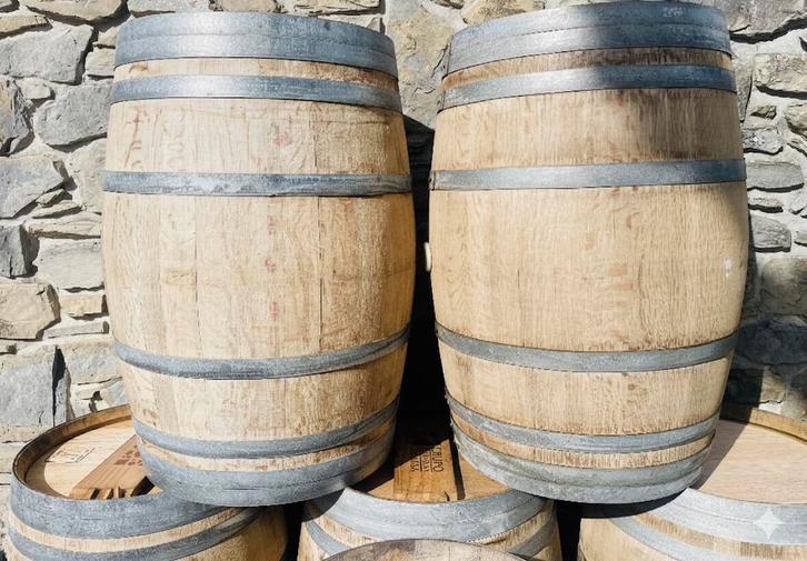 Houten vaten van 225 liter (eikenhout). Uitstekende conditie, Tuin en Terras, Regentonnen, Zo goed als nieuw, Hout, Ophalen of Verzenden