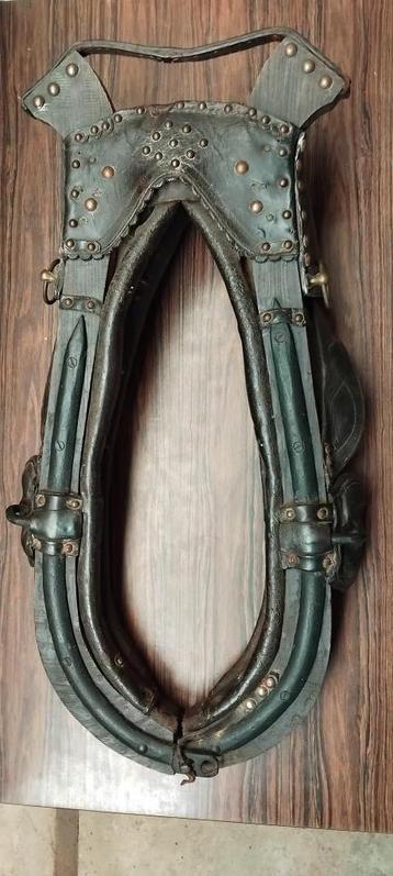 ANCIEN COLLIER DE CHEVAL beschikbaar voor biedingen