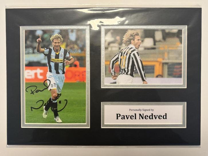 Handtekening voetballer Pavel Nedved, Verzamelen, Sportartikelen en Voetbal, Zo goed als nieuw, Overige typen, Ophalen of Verzenden