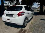 Peugeot 208 - 1.4hdi - 100 000km - 2012 - navi/Ac, Bluetooth, 4 cilinders, Wit, 1400 cc