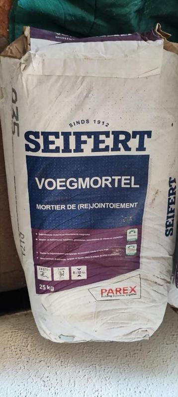 Seifert Voegmortel 935____ 8 zakken x 25kg.