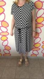 Zebra kleedje zo goed als nieuw, Kleding | Dames, Zwart, Ophalen of Verzenden, Zo goed als nieuw, Maat 42/44 (L)