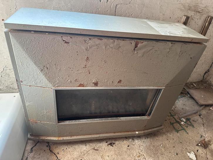 Poêle à gaz, Doe-het-zelf en Bouw, Verwarming en Radiatoren, Gebruikt, Kachel, Ophalen