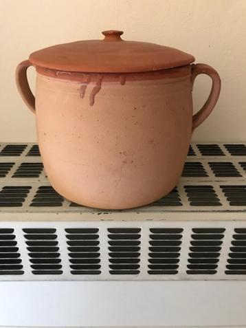 grote artisanale terracotta (kook)pot