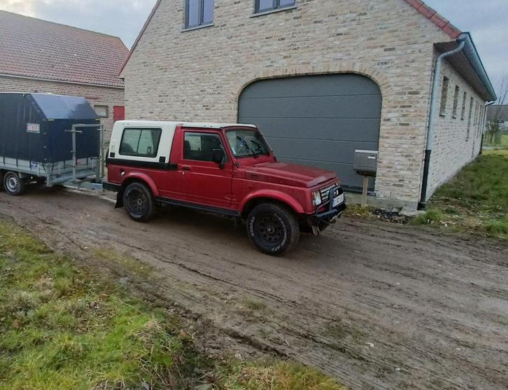 LWB suzuki samurai 1.9TD, Auto's, Suzuki, Particulier, Samurai, 4x4, Bluetooth, Diesel, Handgeschakeld, Rood, Vierwielaandrijving